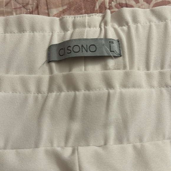 CISONO women shorts Large - Picture 3 of 3